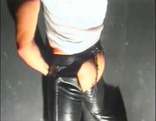 BLACK HAIRY MANHOLE 4 GLORY HOLE PLEASURE