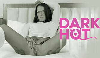 Dark Hot 4 - Nova cena - Trailer curto