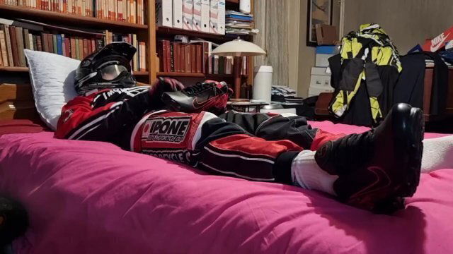 Branlette tenue intégrale MXGear Nike