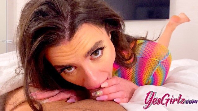 YESGIRLZ Mila Taylor Dick