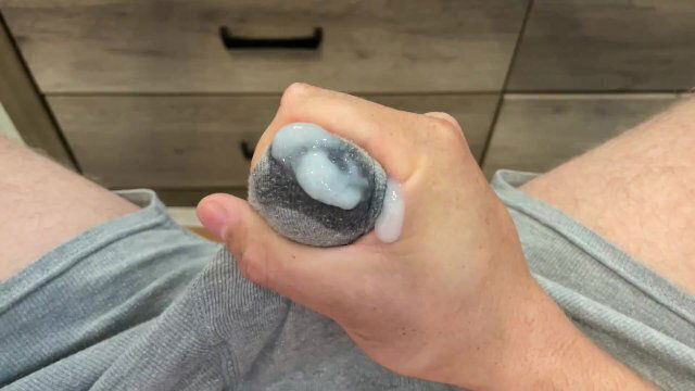 Handjob briefs with Spunk nasty Casqueta Cumming want taste?