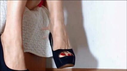 milf showing hairy pussy peeptoes