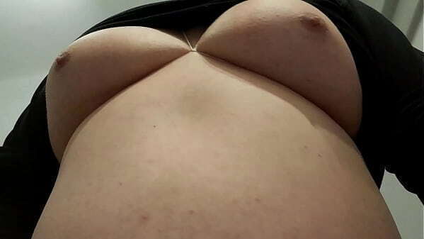 Buenas tetas y PEDAZO de cuerpo. Listo para todo uso.