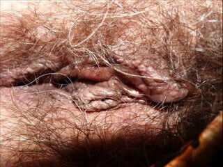 mature hairy wife! Amateur!