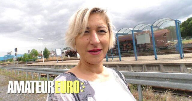 DEUTSCHLANDREPORT Mature Amelie Horny Kinky AMATEUREURO