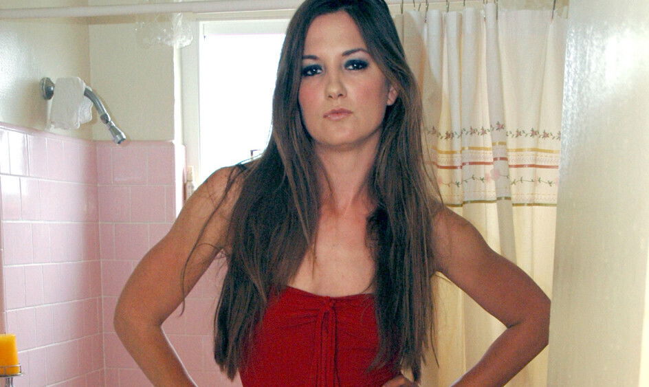 Angelina Bonet in Housewife 1 on 1