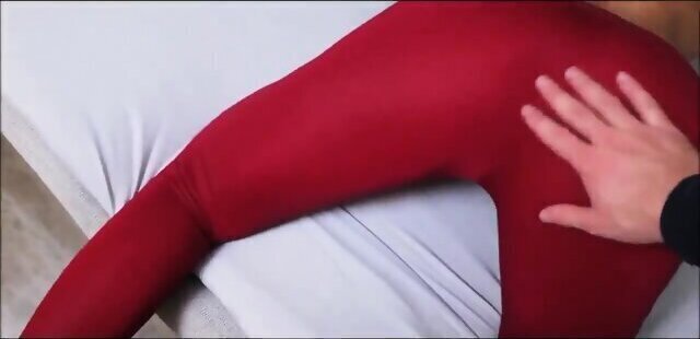 CURVY GERMAN MILF LEGGINGS POUNDEDc