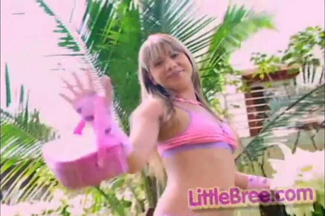 Little Bree with shaved pussy rubbing fingering outdoors