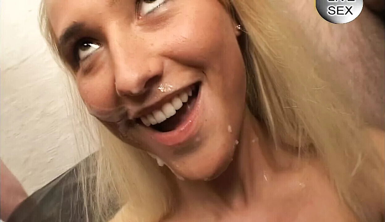 Lady steht Sperma Fresse