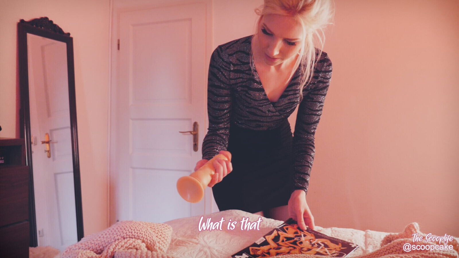 Scoopcake secretly fucking dinner party lingerie