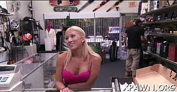 Pretty latin sweetie blows like a champ