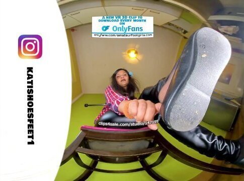 [VR180 - 3D] Girl wants you to lick her ballerinas clean and smell their stinky nylon socks