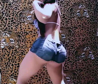 bella Miss Bumbum enhanced