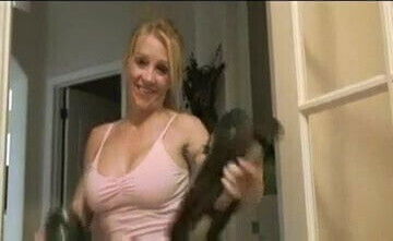 Hot Roller Skating Blonde Likes Cock