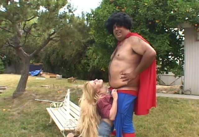 Hardcore outdoors between sexy Tawny Ryden