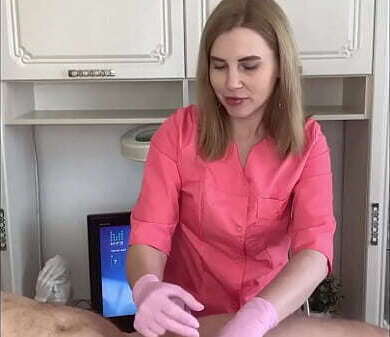 SugarNadya came with cool method pain relief before waxing jerking client