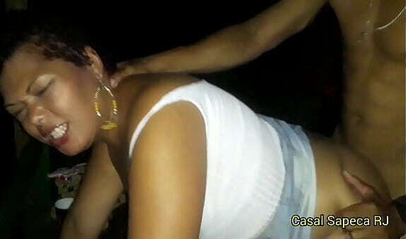 Levei minha mulher fuder desconhecidos meio mato noite s&oacute_ porque pediu *V&iacute_deo Real*