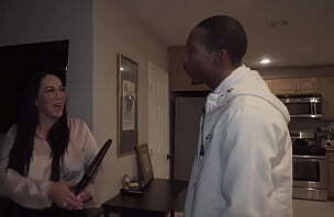 Queen rogue fucked house owner being a good slut