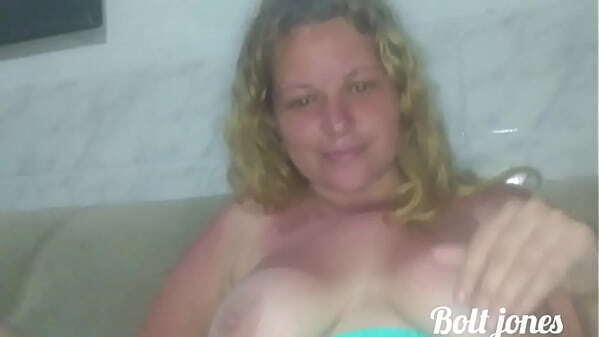 MELISSA ALECXANDER PAULO BAILE FUNK MOSTRANDO XOTA MASTURBANDO FAVELA VIG&Aacute_RIO GERAL JANEIRO.