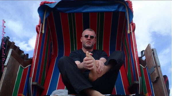 Schnappschuss meiner Nylonf&uuml_&szlig_e Strandkorb Urlaub Wangerland