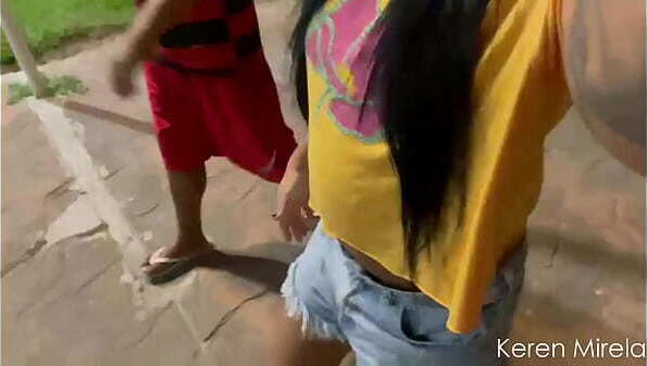 trailer s&oacute_ zueira novinho meio quiosques l&aacute_ pelas manh&atilde_