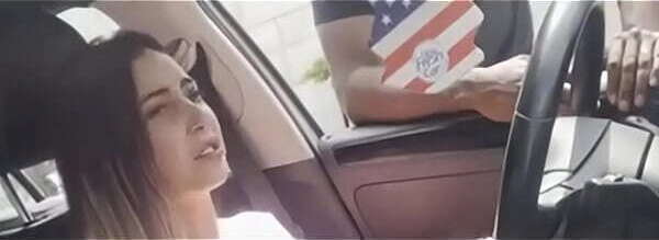 Negr&atilde_o casado aceita carona loira safada ganha mamada public Melissa Lisboa &amp_ John Coffee