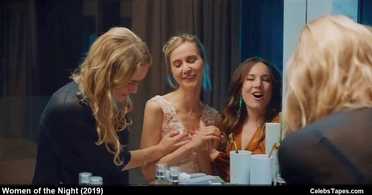 Tits, recent, celebridades