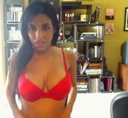 Gorgeous Latina Cam Show