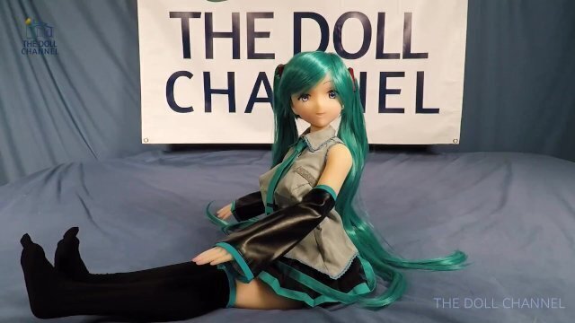 Dollhouse Doll Review Unboxing