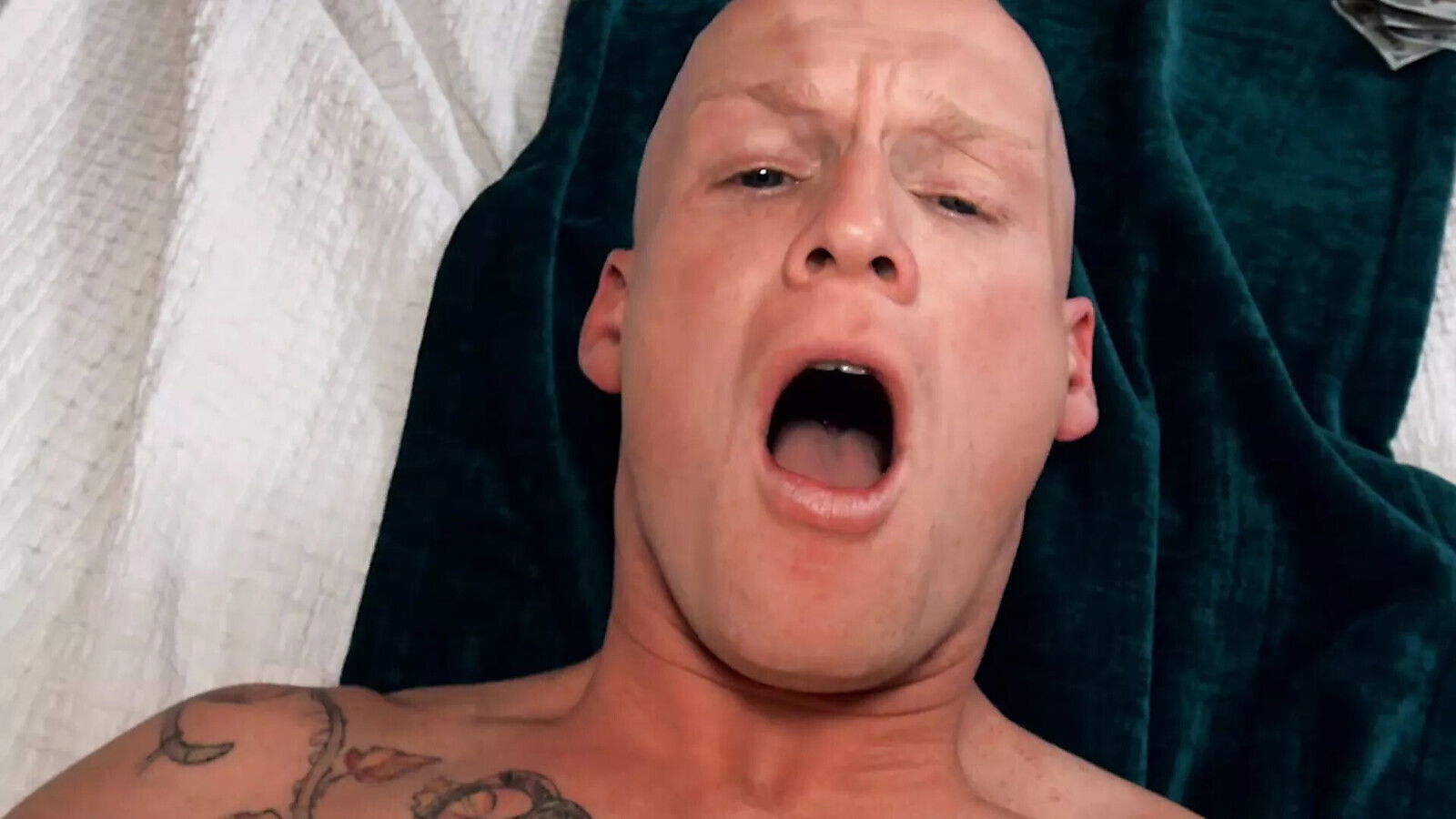 Roman Eros Willing Suck Asshole Fucked First Time Little Cash Reality Dudes