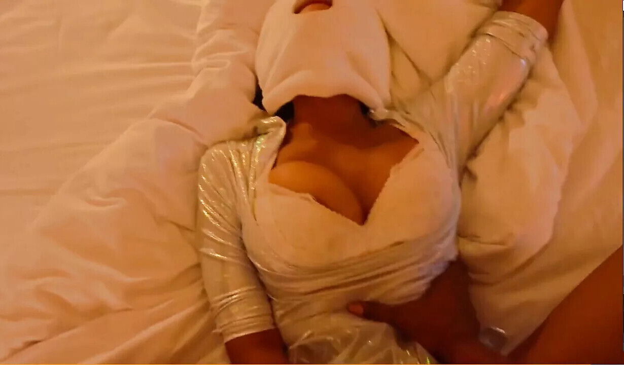 FUCK STEPMOM FATHER'S HOUSE