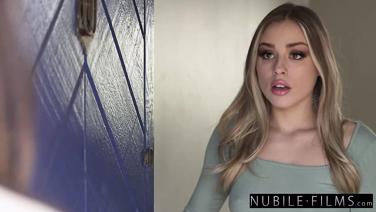 Busty Brunette Lexi Luna's Fantasy Threesome