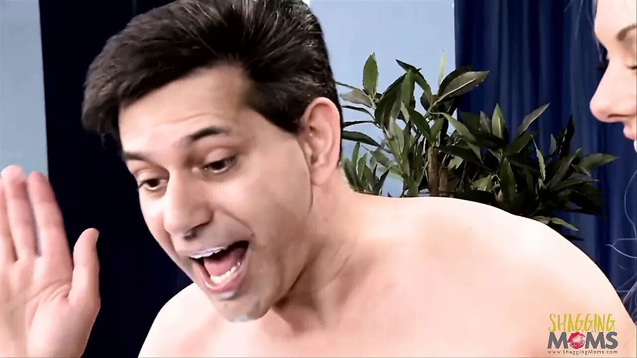 Nightclub dance practice takes wild turn when group horny girls show