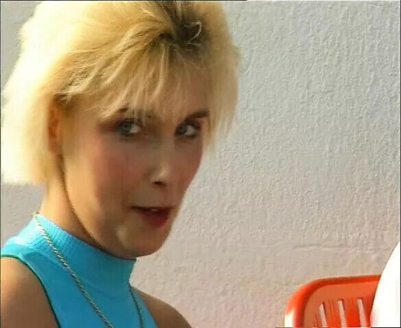 Milf gets fucked Studio Producer