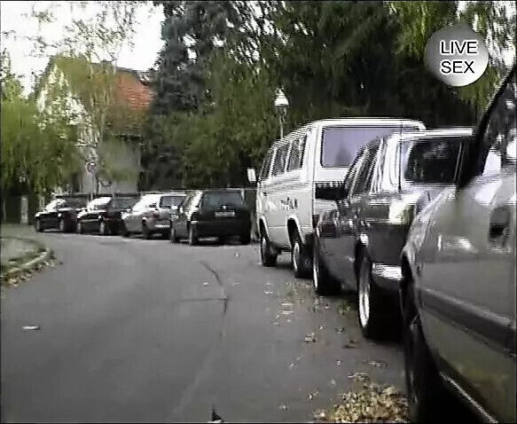 Nach Arbeit braucht einen Orgasmus