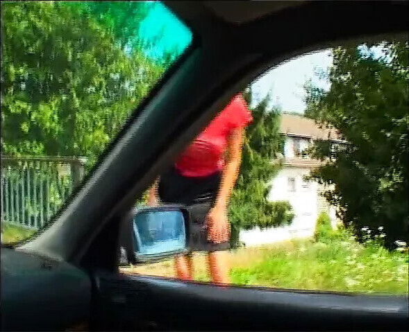 Rothaarige feld Vibrator verwoehnt