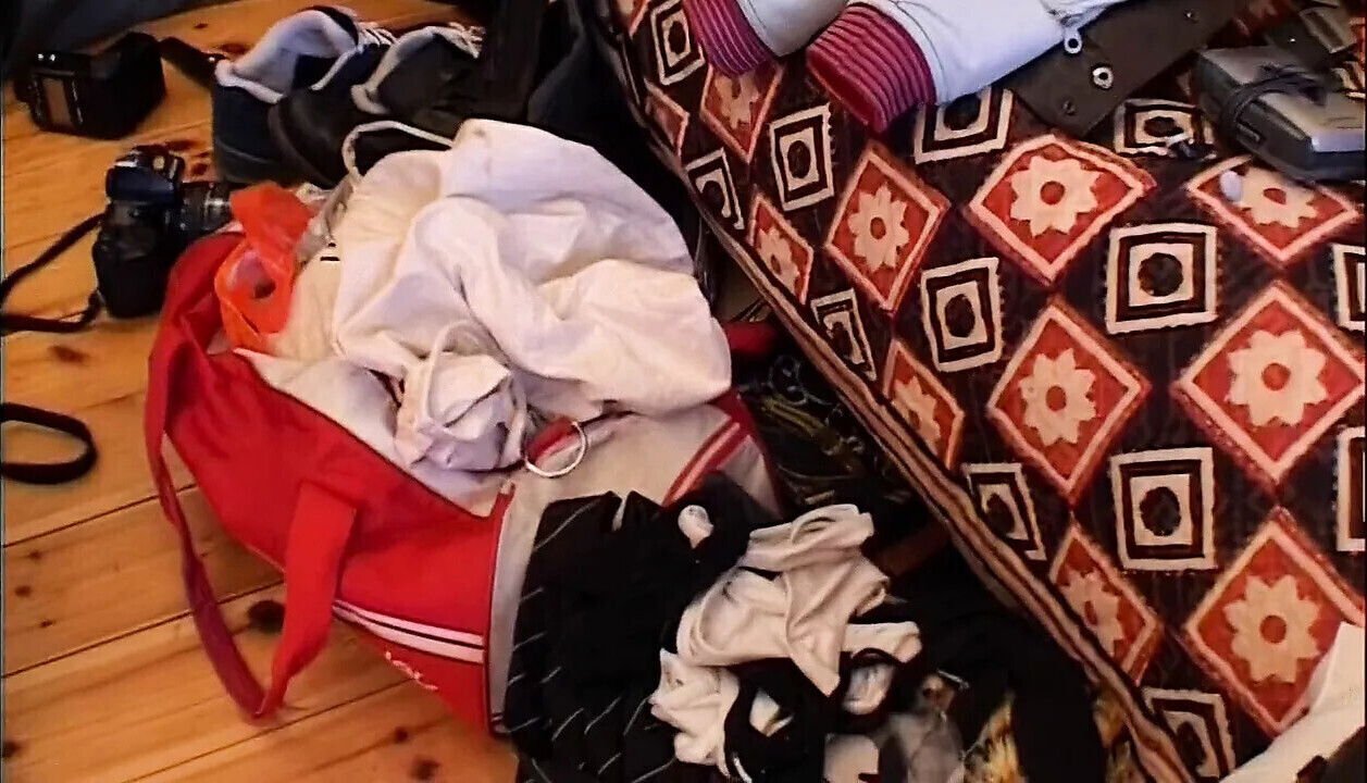 Kleine Latexbraut hart gefickt