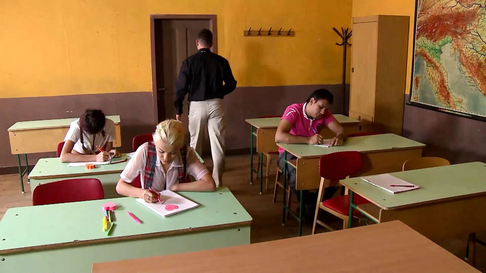 Teen’s Experience with Huge