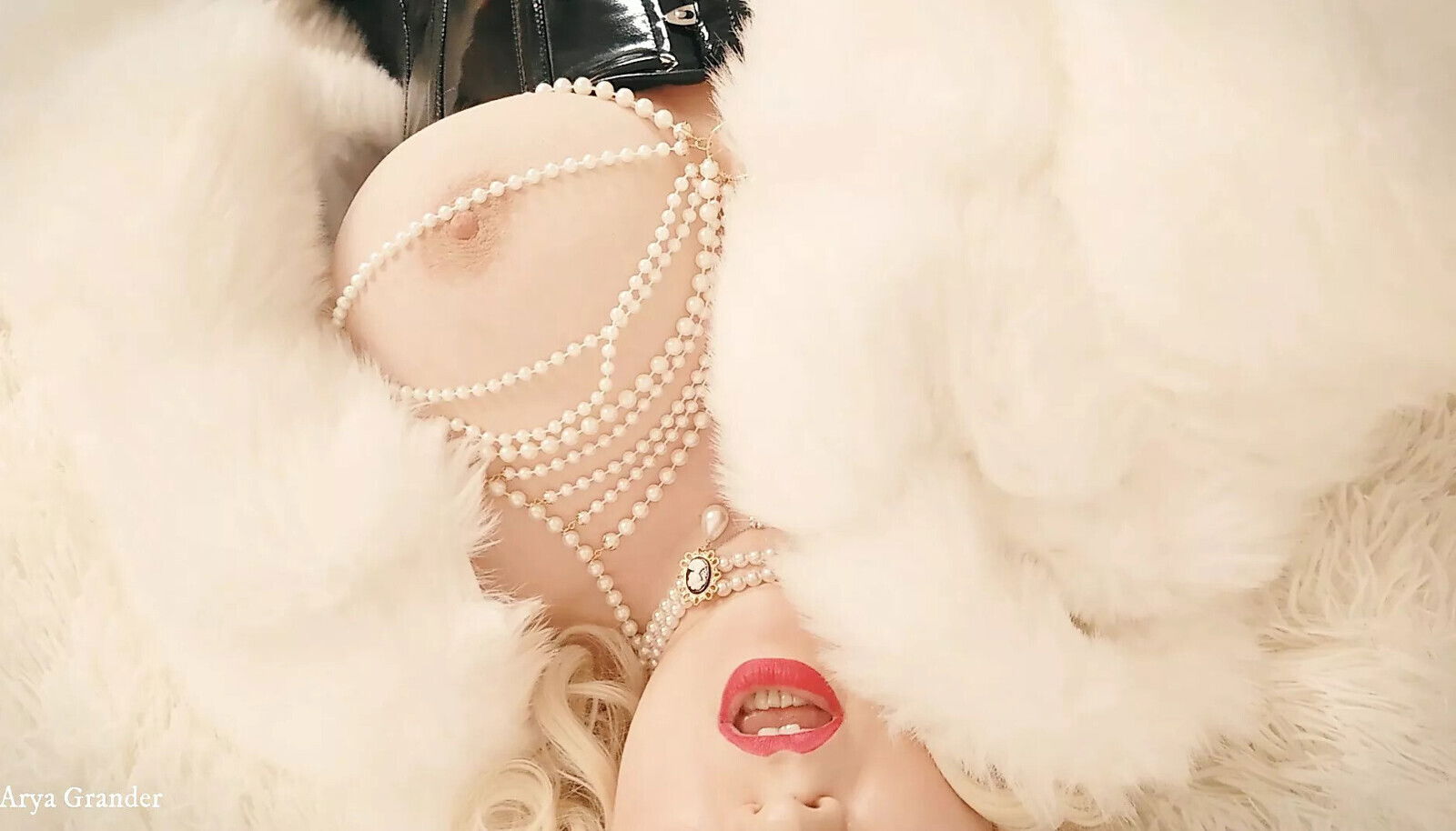 tease selfie sexual milf free erotic video