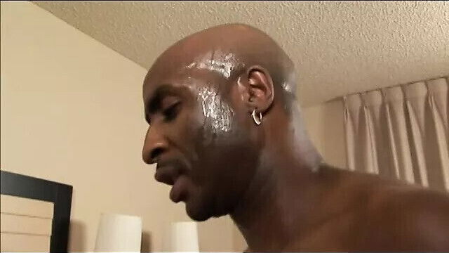 Overweight pretty ebony slut fucking black dick couch