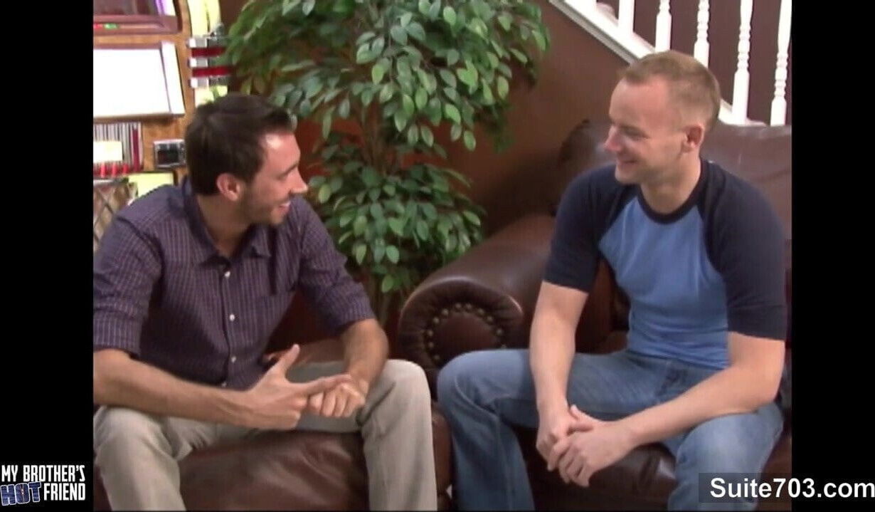 Lusty gay gets ass nailed doggy style