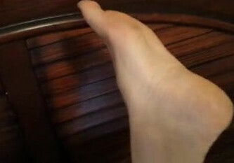 Sexy feet causes creampie.