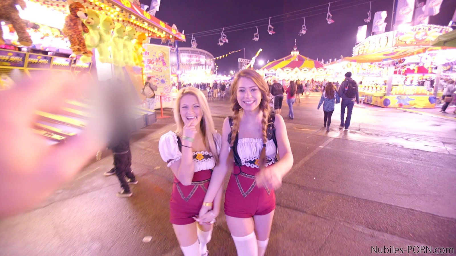 Amazing Joseline Kelly sharing with Hope Harper