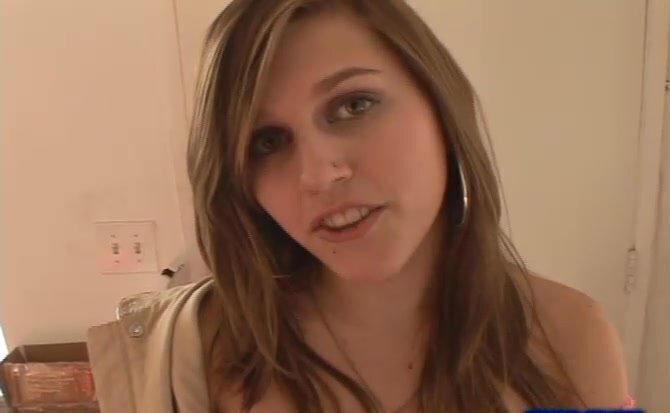 Closeup homemade video pretty Sabrina Starr riding