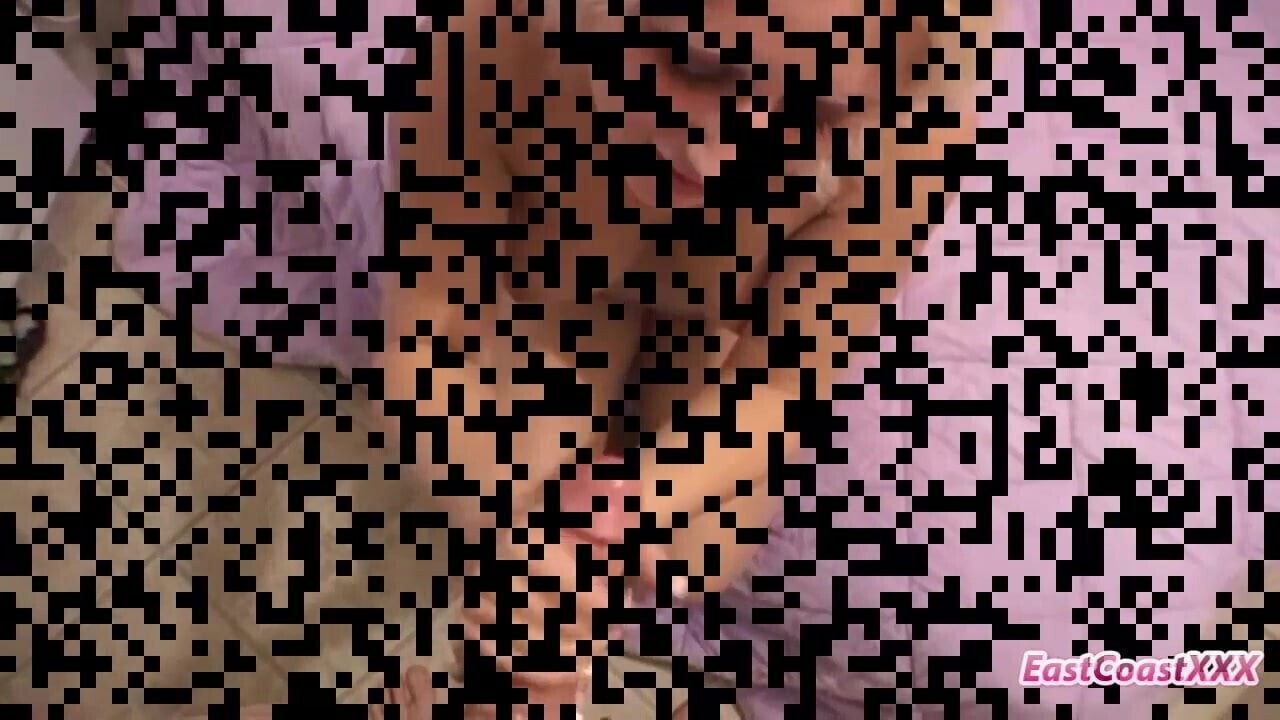 Sammie Spades (Hillary Clinton's intern) strokes a big cock