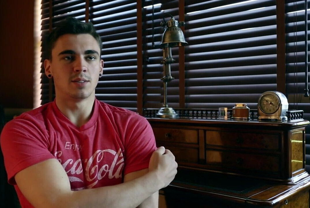 SuburbanBoys' Dylan Farrell jerks off in his first video!