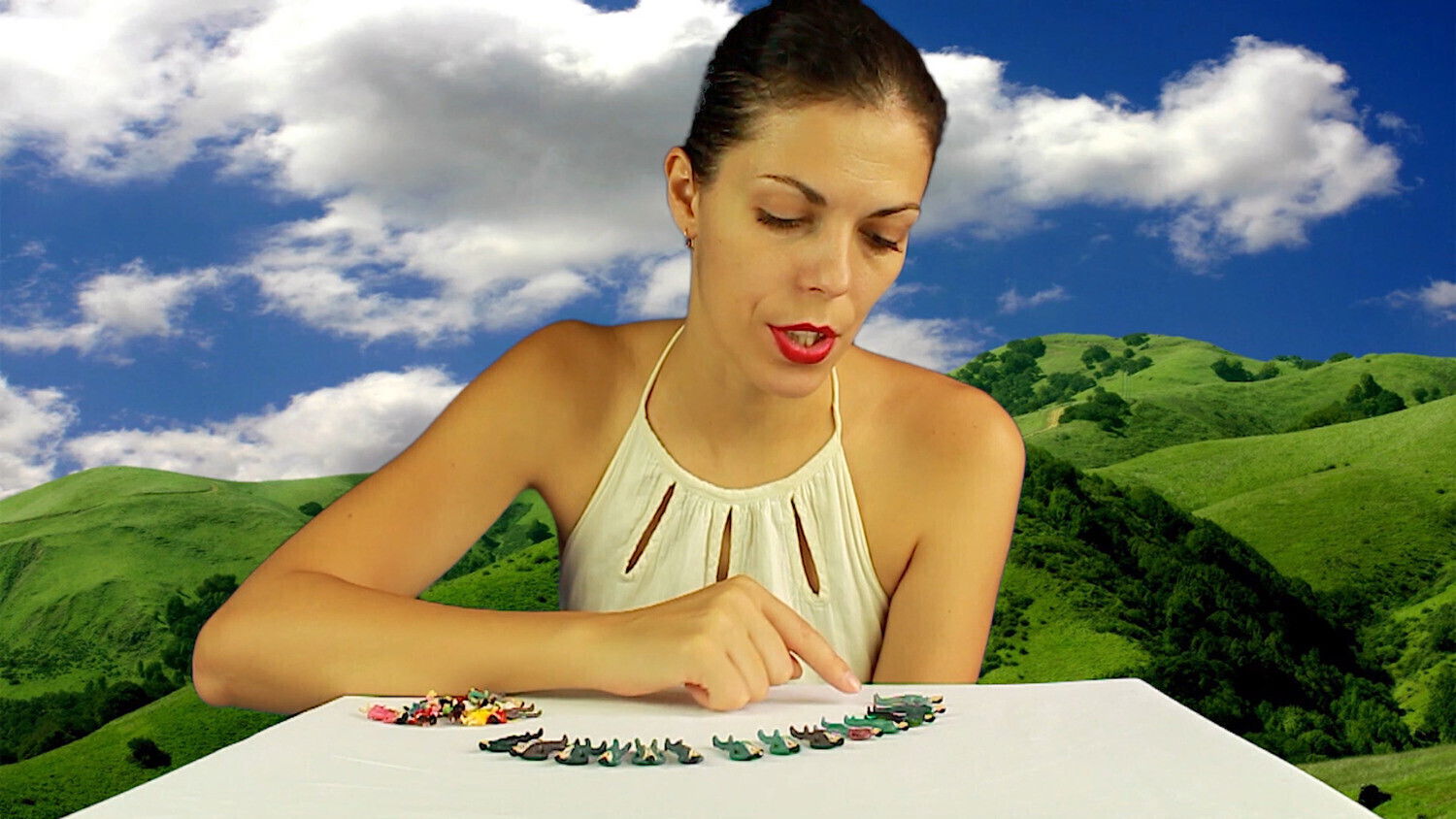 Giantess chooses, plays with eats treat