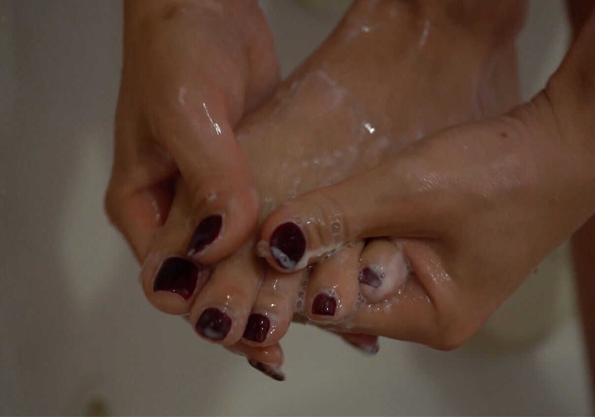 Close-up: Washing feet shower