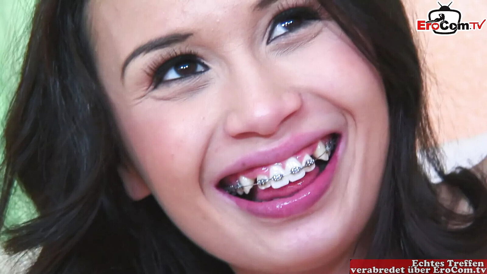 Petite Asian Teenage Girl gets creampie pussy