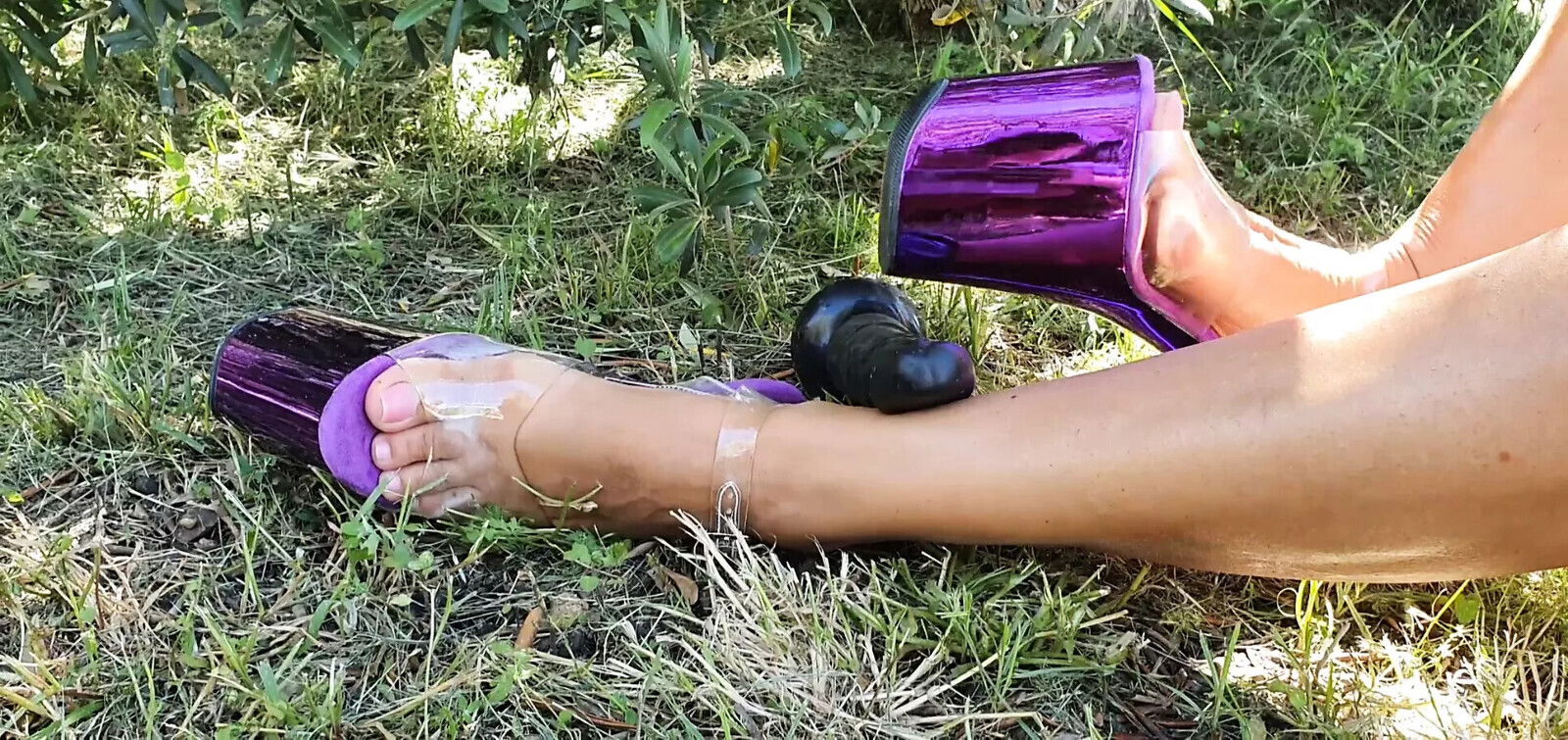 Foot fetish outdoors milf heels